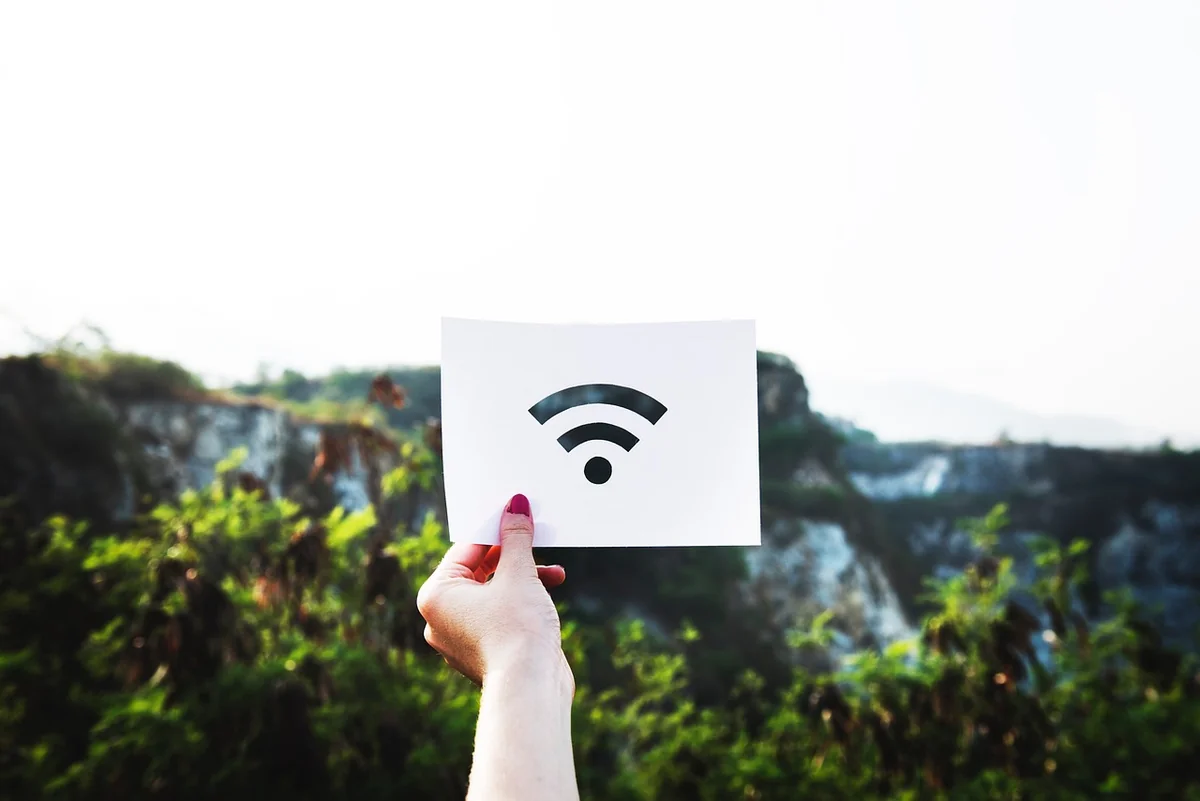 Wired Internet vs WiFi Setup for EMF Sensitive Homes: 2026 Guide